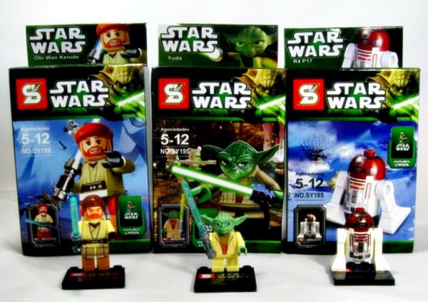 Mini Figuras Star War Acompanha Cards